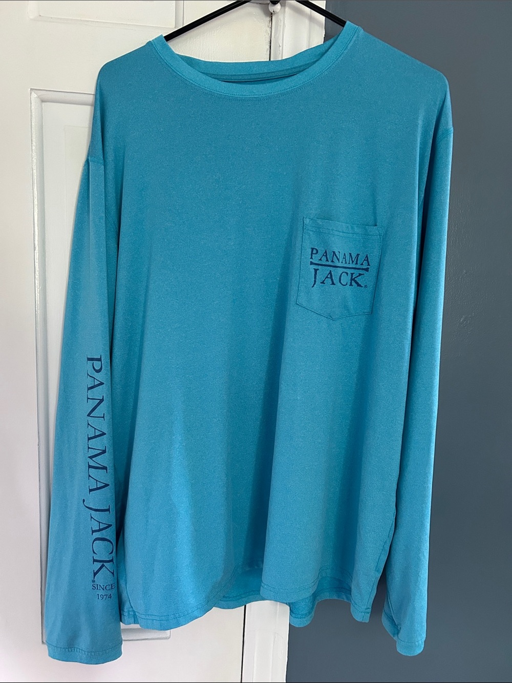 Panama Jack Men’s Long-Sleeve Performance Pocket Tee — Turquoise Blue